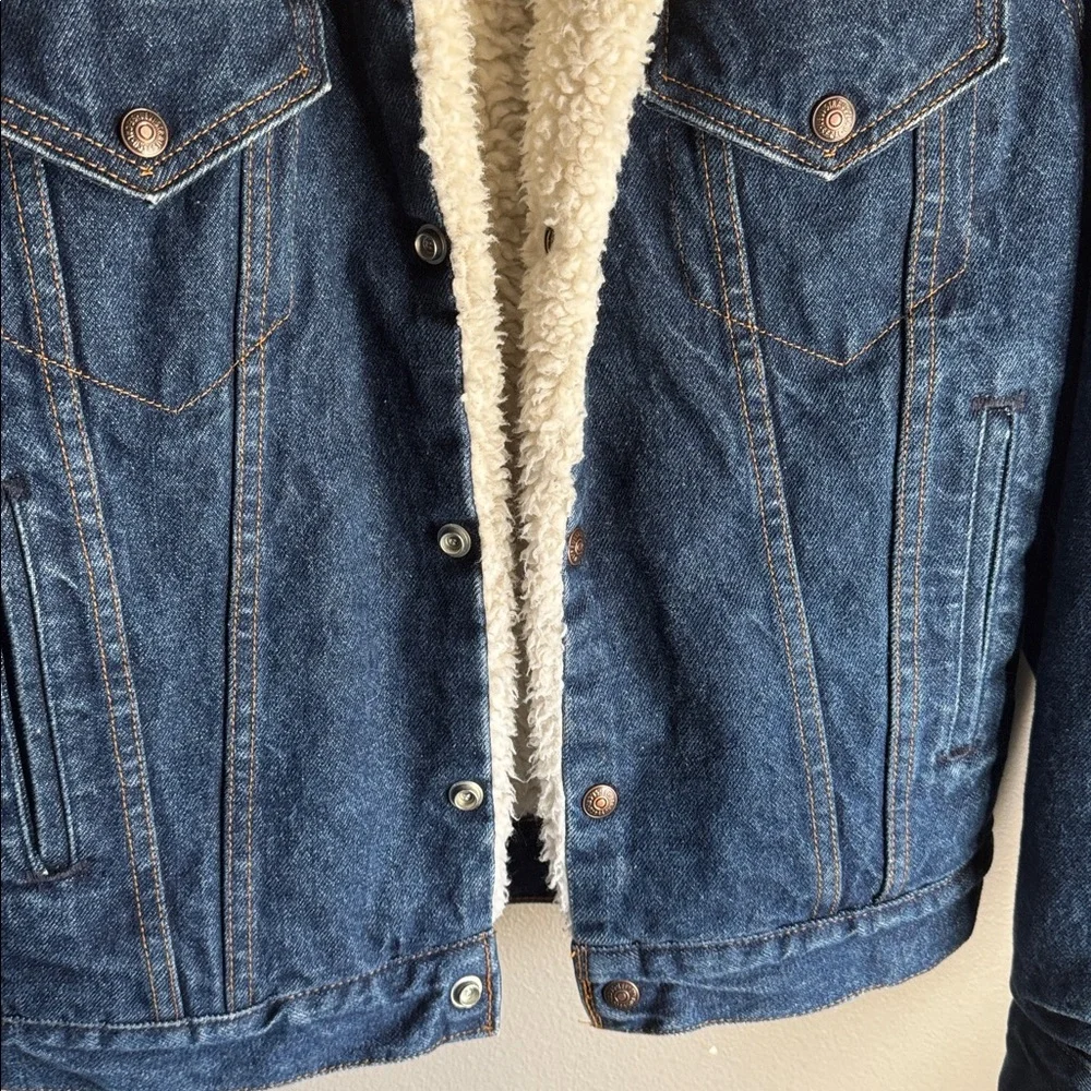 Vintage 70s Levi’s Sherpa Denim Jacket, Size 36L.